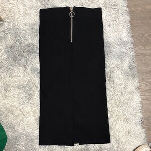 Suzy Shier Black Midi Pencil Skirt with Ring Zip